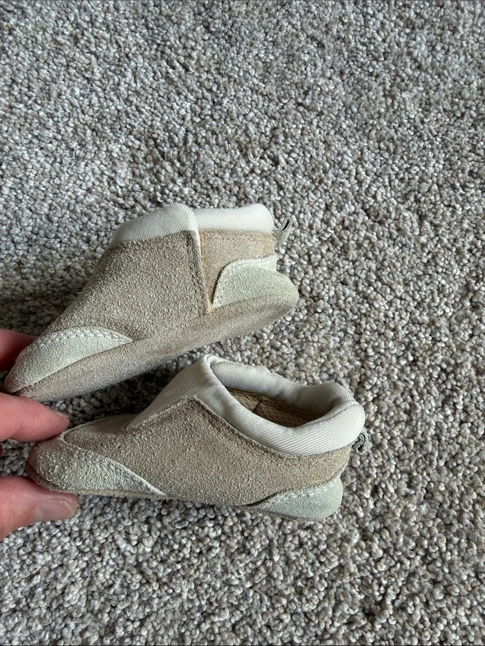 The Children's Place‎ Beige Suede Slip-On Baby Shoes size 2
